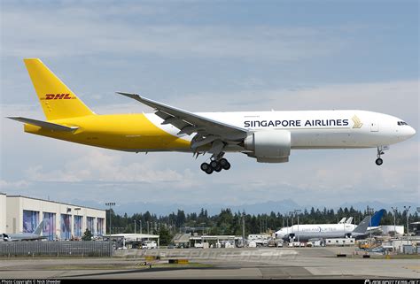 V Dhc Dhl Boeing F Photo By Nick Sheeder Id