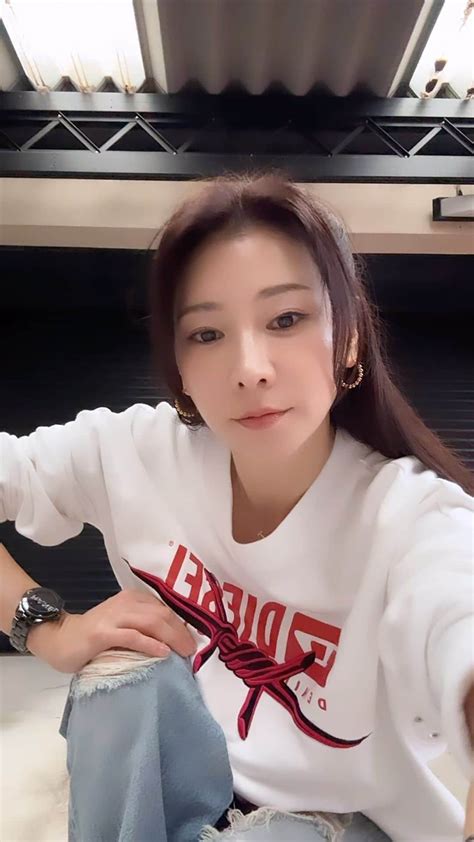 水谷雅子さんのインスタグラム動画 水谷雅子instagram 「 Tiktok 3d 3dchallenge ダンス Jungkook 水谷雅子 水谷雅子の美容の秘訣シリーズ」11