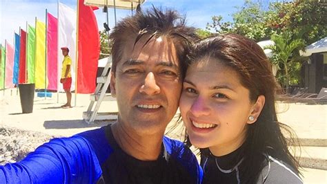 Vic Sotto and Pauleen Luna-Sotto in an island getaway for Bossing's ...