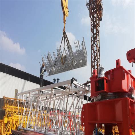 High Efficiency New Construction Machinery Qtz7022 Self Erecting Tower