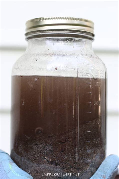 How To Amend Clay Soil The Homesteaders Guide