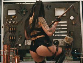 BUILD A BITCH NUDE SCENES AZNude