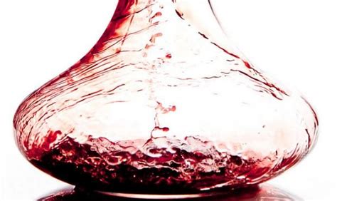 Pourquoi Quand Et Comment Carafer Un Vin Carafe Red Wine