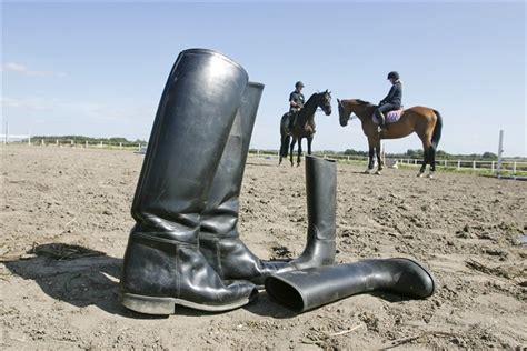 Svensk ridelære mistænkt for sex med rideskoleelev Ridehesten