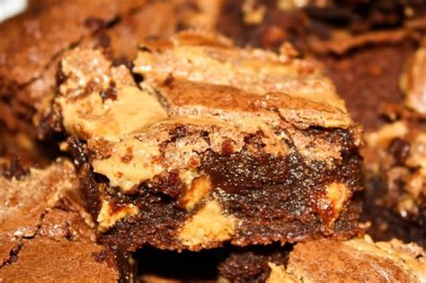 Peanut Butter Fudge Brownies - JavaCupcake