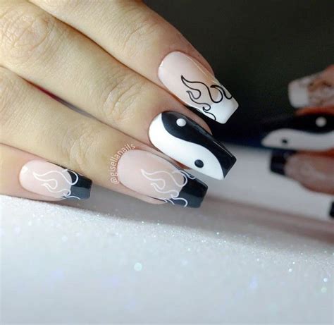 Ccd Yin Yang Ruth Hair Beauty Pretty Nails Simple Elegant Nails