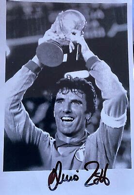 DINO ZOFF - ITALY 1982 WORLD CUP WINNING CAPTAIN / JUVENTUS - SIGNED 6x4” PHOTO | eBay