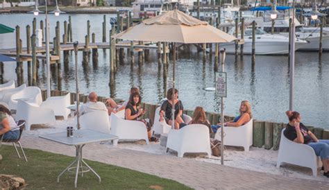 Circles Waterfront Restaurant & Bar in Apollo Beach, FL