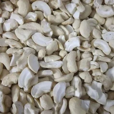 Roasted Natural Broken Cashews Packaging Size 10 Kg Grade LWP 6