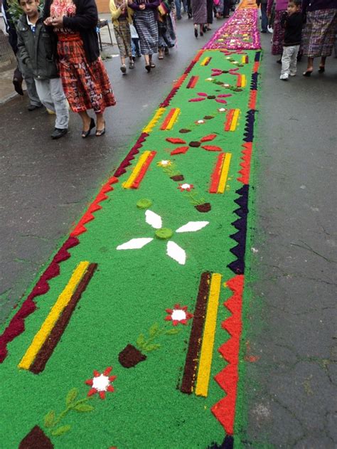 Pin on Alfombras de colores en Corpus Cristi Patzún