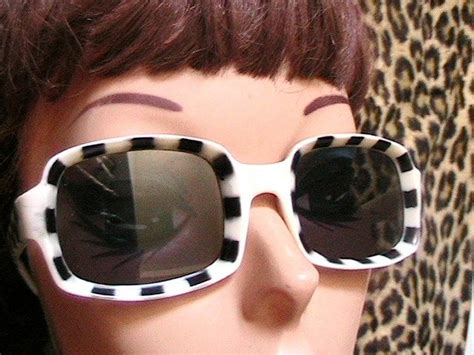 Vintage 1960s Women Square Sunglasses Black And White Check