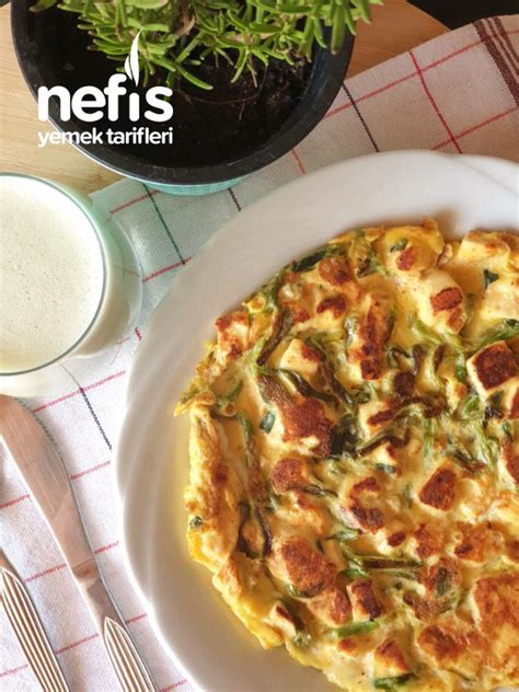 Ispanaklı Peynirli Omlet Nefis Yemek Tarifleri 8978627