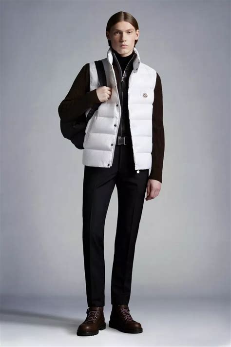 Moncler Sweden Web Store — Down jackets, vests, and clothing