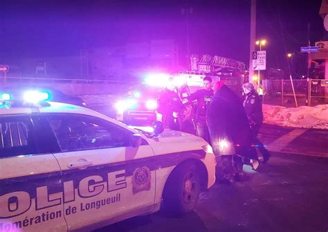 Le Vieux Motel Oscar De Longueuil Et Rasé Par Les Flammes