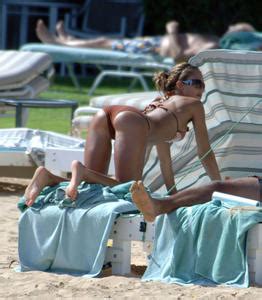 Jessica Alba In A Bikini Poolside In Los Cabos Mexico Grainy Tags Adds Phun Org Forum