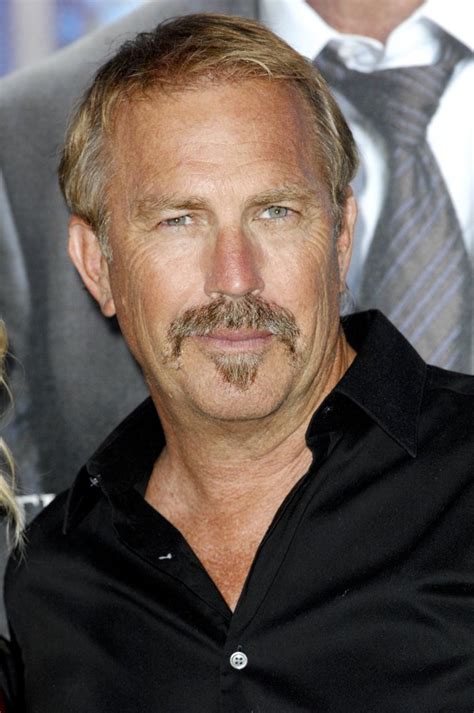 Kevin Costner Picture 95 - CinemaCon 2014 Presents The Big Screen ...