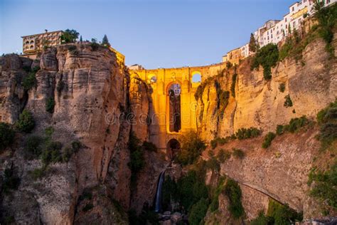 Puente Nuevo En Ronda Espaa Foto De Archivo Imagen De Sightseeing