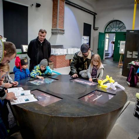 Szychta Rodzinna Centrum Nauki Kultury I Sztuki Stara Kopalnia W