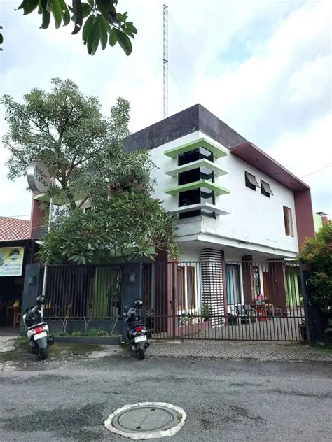 Rumah Induk Dan Kos Eksklusif 22 Kamar Dekat Kampus UGM Dijual Rumah