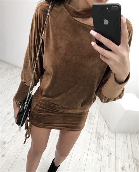 Sukienka Welurowa Camel Naked Fau Butik