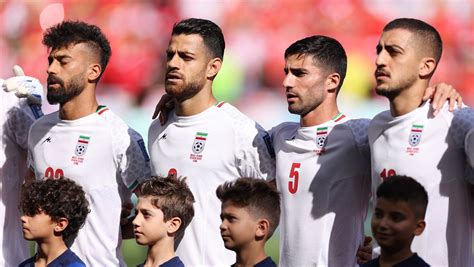 Wm 2022 Iraner Singen Vor Wales Match Nationalhymne Mit Der Spiegel