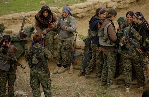 Fighting Isis On The Frontline With The Ypj Red Pepper