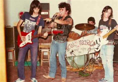 Metalheads Headbangers 50 Interesting Snapshots That Capture Heavy