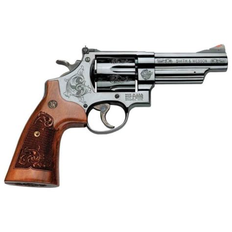 Smith Wesson Performance Center Model 29 Classic Engraved 44