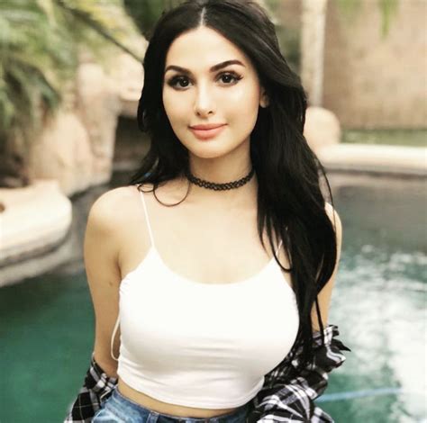 What Is Sssniperwolf Zodiac