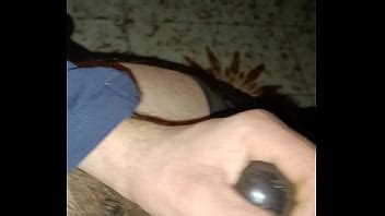 Masturbación con leggins de cuero negro y extensor de pene XVIDEOS