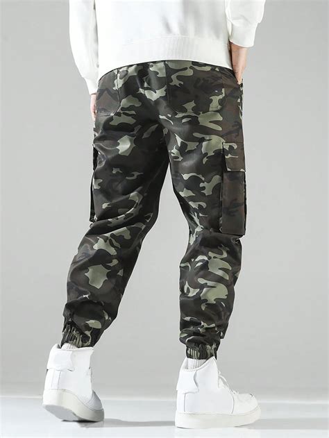 Manfinity Emrg Men S Plus Size Relaxed Fit Camouflage Print Cargo Pants