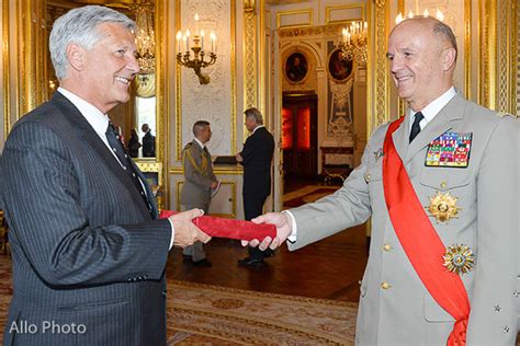 Photographe Pour Remise De La Légion Dhonneur De Lordre National Du