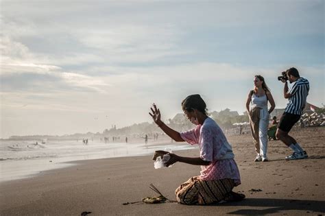 Siaran Pers Menparekraf Bersama Pemda Bali Dan Satgas Siap Tindak Tegas Wisatawan Pelanggar Aturan