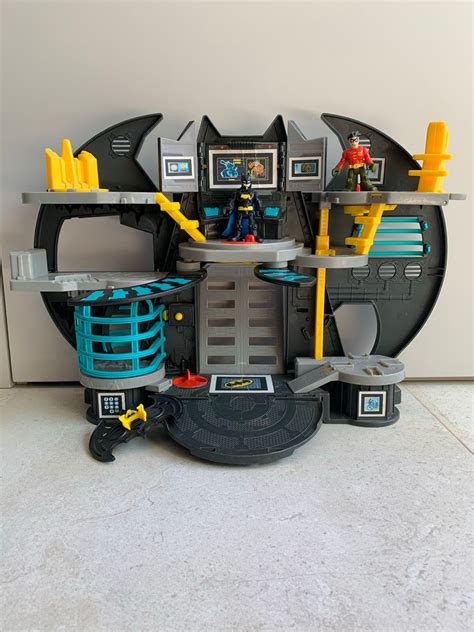 Casa Do Batman Imaginext - Casa do Batman - Batcaverna | Brinquedo Imaginext Usado 59684066 | enjoei