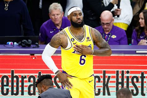 Lebron James Agranda Su Leyenda Y Hace Historia Al Superar A Kareem Abdul Jabbar Como Máximo