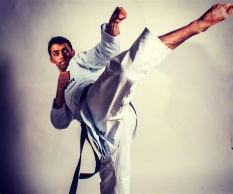 Learning Basic Karate Kicks : 3 Steps - Instructables