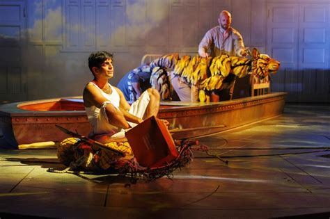 Re Review Life Of Pi Wyndhams Theatre London The Reviews Hub