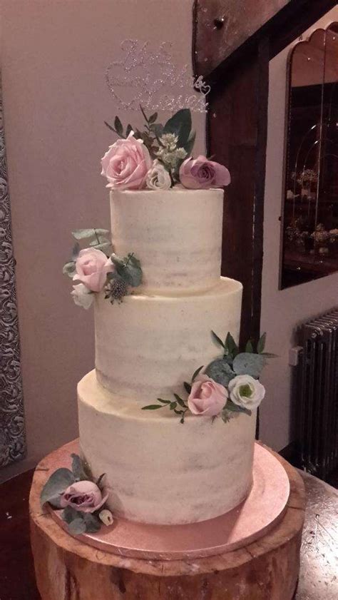 Naked Buttercream A Truly Scrumptious Cake