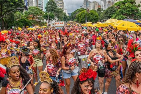 Blocos De Carnaval De BH Fazem Ensaios Festas E Oficinas Abertas