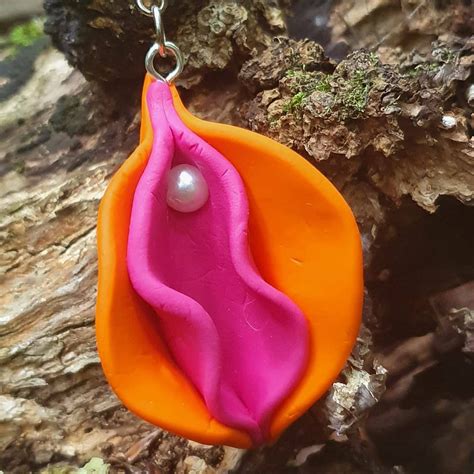 Large Vulva Yoni Vagina Shaped Keychain Colours Keyring Etsy