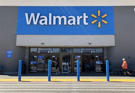 America's Largest Wal-Mart Is Right Here In the Capital Region