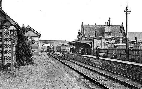 Disused Stationsdunham Station