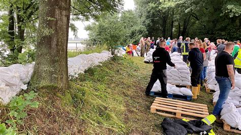 Nach Dem Hochwasser Deiche Im Fokus Des Wasserverbands