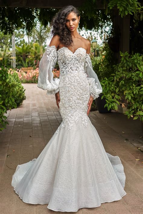 T Alluring Romantic Tulle Mermaid Gown With Strapless Sweetheart