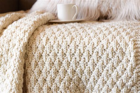 Pretty And Simple Crochet Stitches To Try Free Patterns Mama In A Stitch