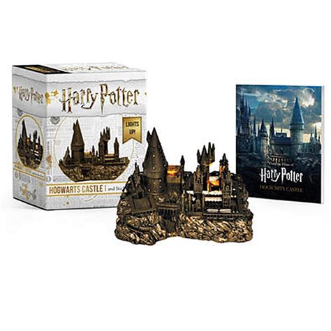 Harry Potter Hogwarts Castle & Sticker Book - The Zen Shop