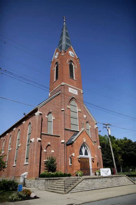 Cincinnati priest meets resistance when he changes Catholic parish