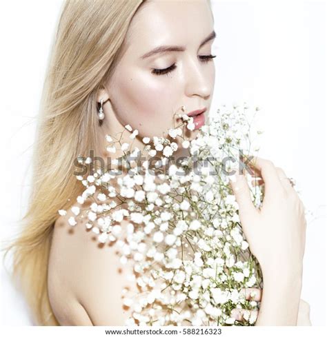 Naked Blonde Girl On White Background Stock Photo 588216323 Shutterstock