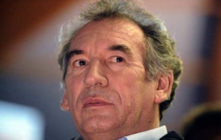 Photos de François Bayrou - Babelio.com