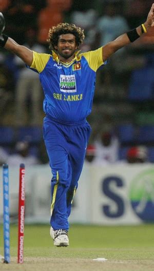 Malinga Bowls Sri Lanka To Victory Rediff Sports